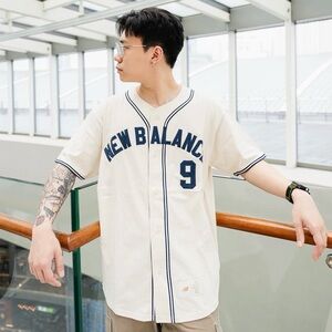 T-Shirt New Balance Men's Sportswear Greatest Hits Baseball Jersey